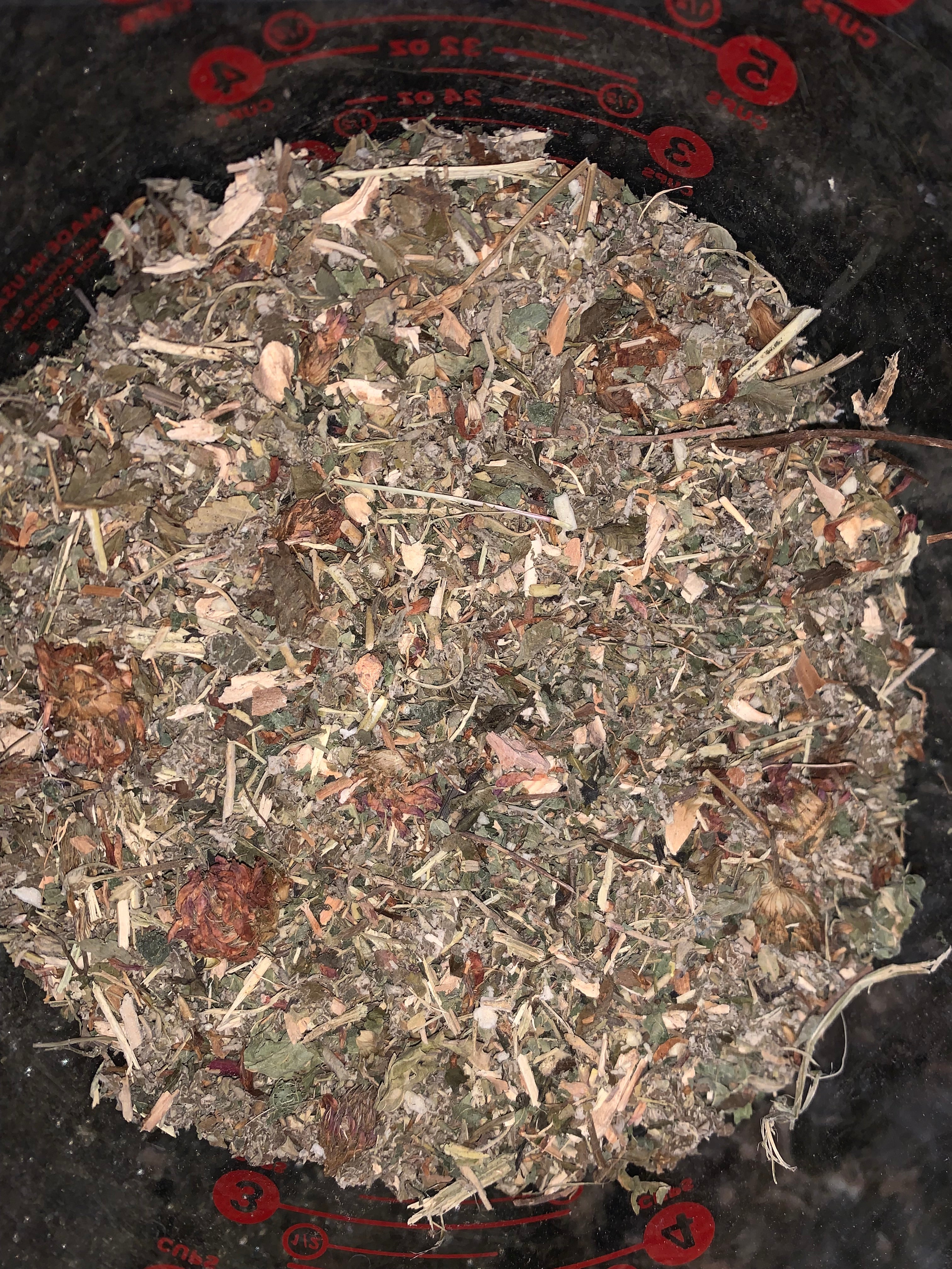 FOR HER TEA/ Para Ella Te/ St Johns Bush, Jamaican Dog Blood, Red Clover , Damiana, Hydrangea, Red Raspberry Leaves/ Women's Tea Blend
